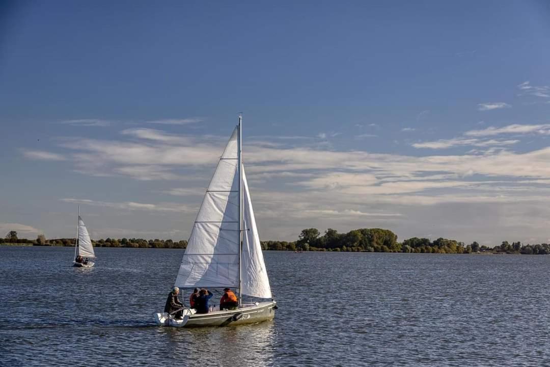Seeliebe, 300 Meter Zum Wasser, Mit Terrasse Und Garten Lembruch Exterior foto