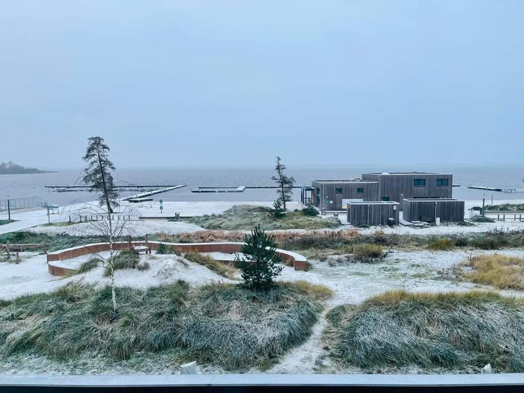 Seeliebe, 300 Meter Zum Wasser, Mit Terrasse Und Garten Lembruch Exterior foto